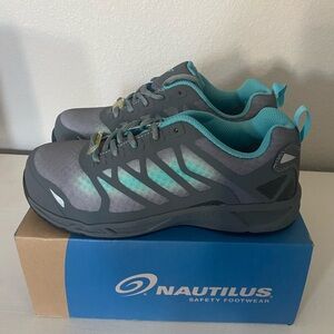 Nautilus Women's Safety Shoes in Gray and Teal